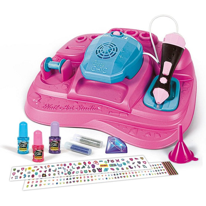 Crazy Chic Fashion Nail Art