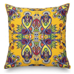 Cuscino in cotone giallo con stampa maioliche - 45x45 cm