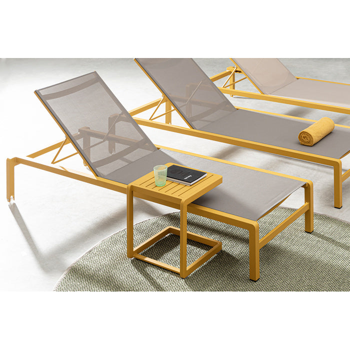 Tavolino da giardino in alluminio con piede laterale 40x40 cm - Konnor