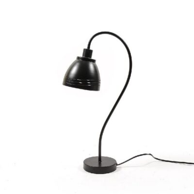 LAMPADA DA TAVOLO IN METALLO - Lampada da tavolo realizzata in metallo, dimensioni 25x12x48h cm.