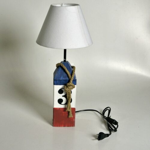 LAMPADA DA TAVOLO MARE IN LEGNO - Stai arredando la tua casa in stile mare? Ti manca proprio la nostra lampada da tavolo in