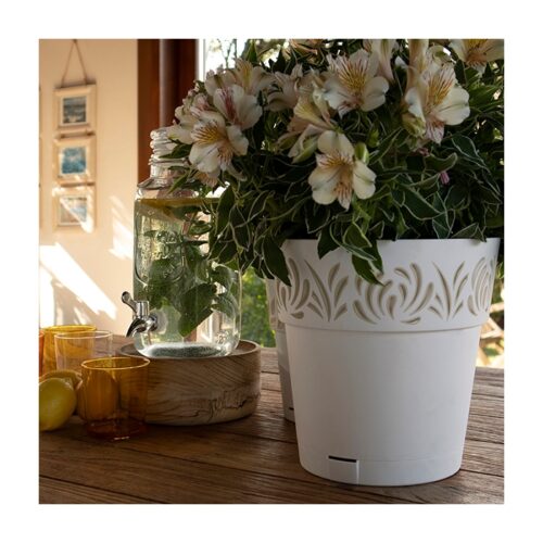 Vaso da giardino Opera 30x29 cm - Armonie floreali eleganti che si mescolano tra giochi di luci e ombre: le balconette GAIA