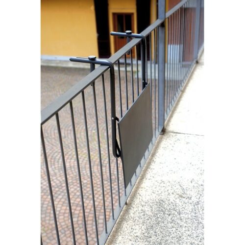 Tavolino da balcone per ringhiera in metallo - Il tavolino da balcone ancorabile alla ringhiera è la soluzione perfetta per